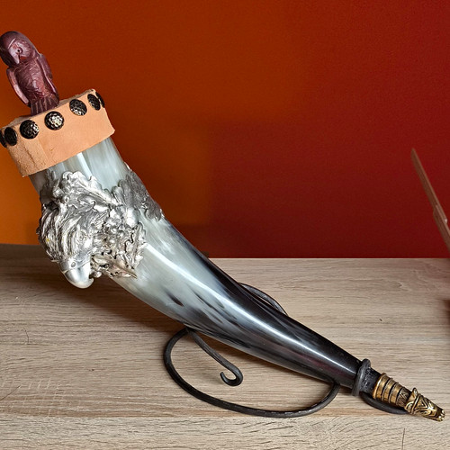Trinkhorn mit verzierungen - mit,