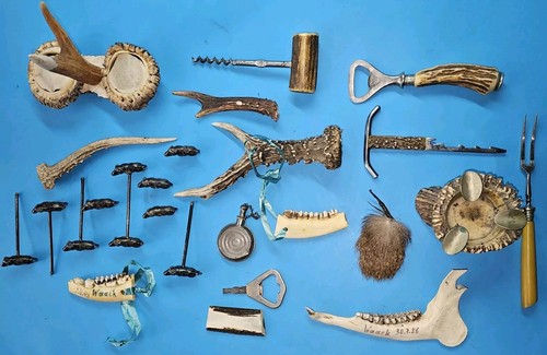 JAGDGEGENSTÄNDE-JÄGER-GEWEIH