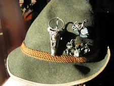 antiker Jägerhut aus Filz mit