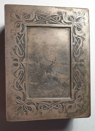 Kleines kästchen mit jagd - kästchen,