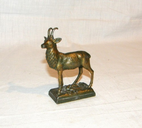 Fein gearbeitete tierfigur - fein,